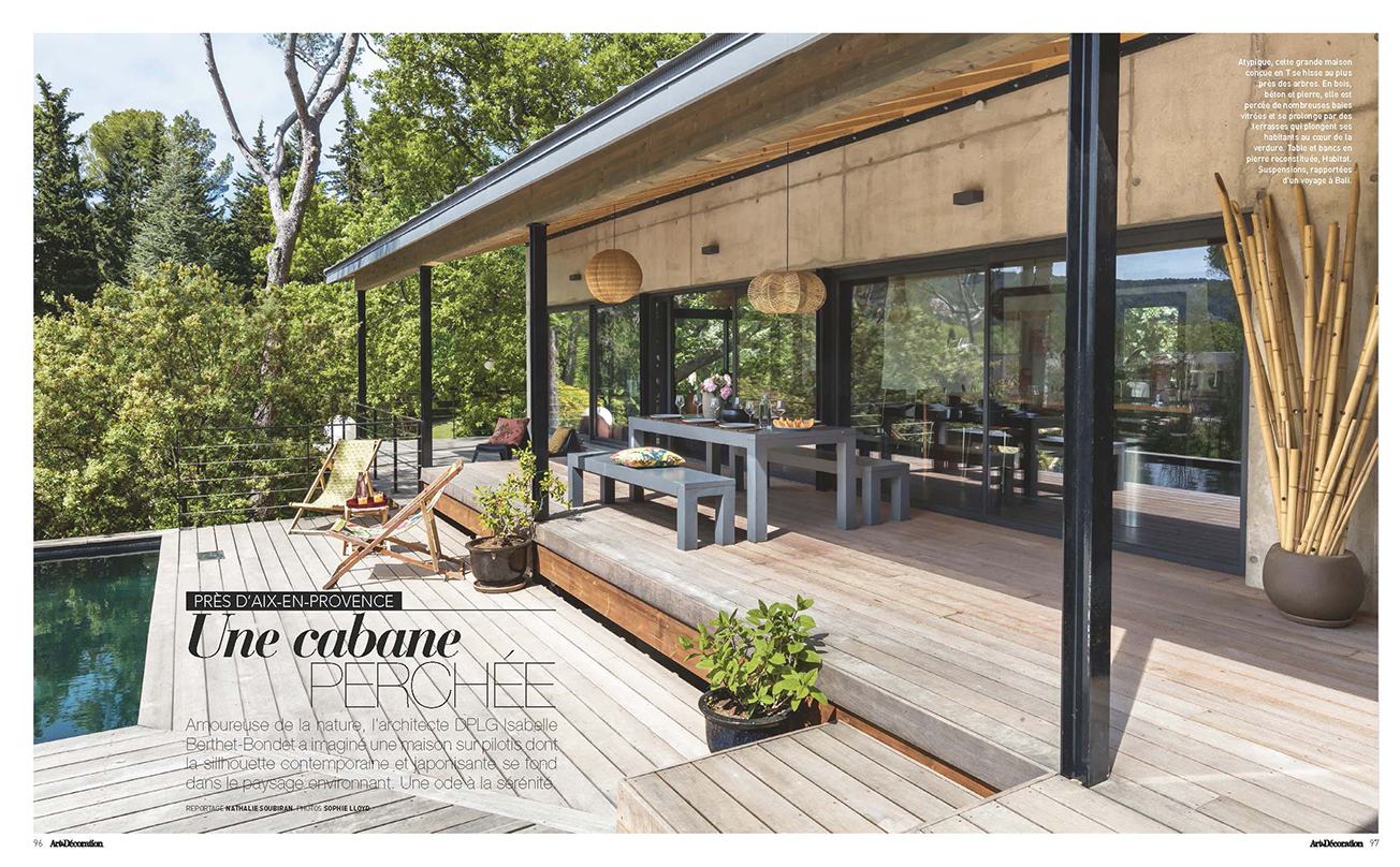 Art & Décoration, Une cabane perchée, page 1